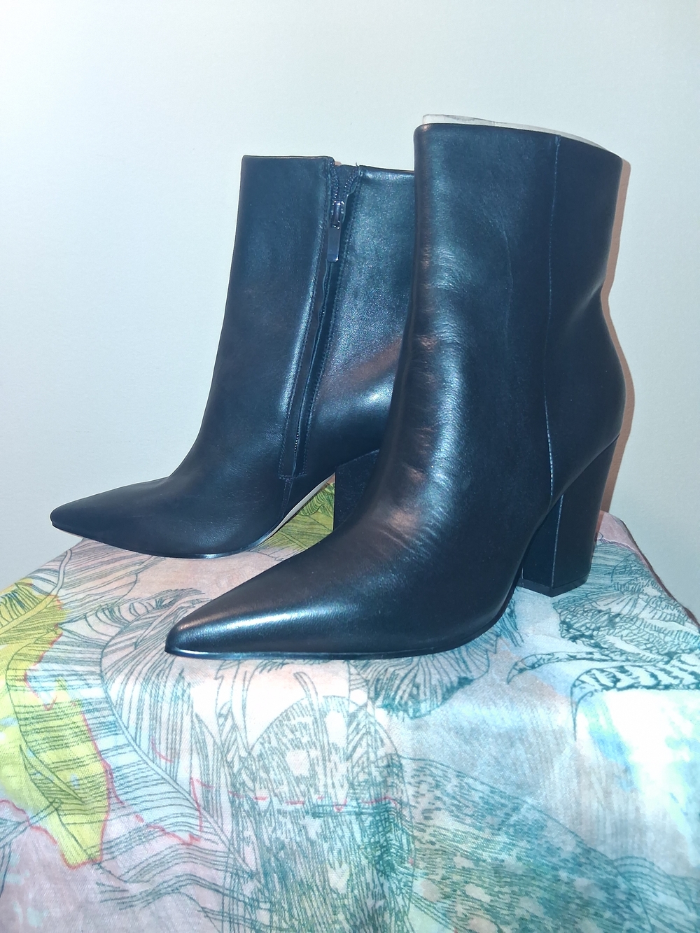Nine West Black Pointed Toe Leather Ankle Booties